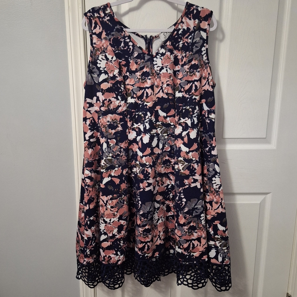 Donna Ricco Navy and Pink Floral Dress 18W